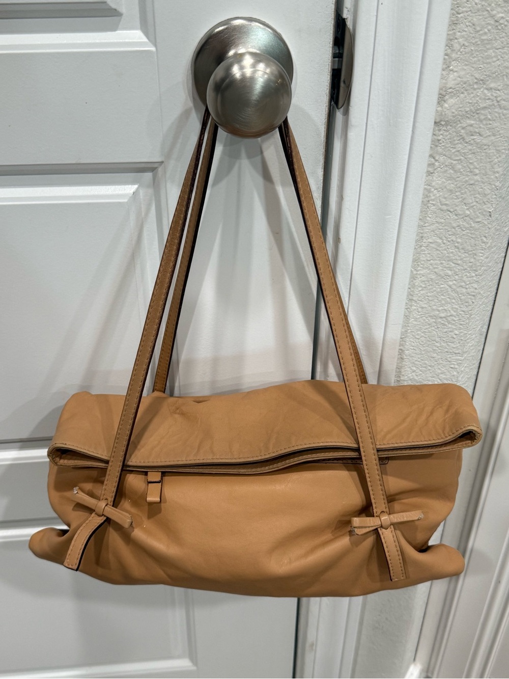 GIANNI CHIARINI Tan Soft Italian Leather Slouchy Shoulder Bag